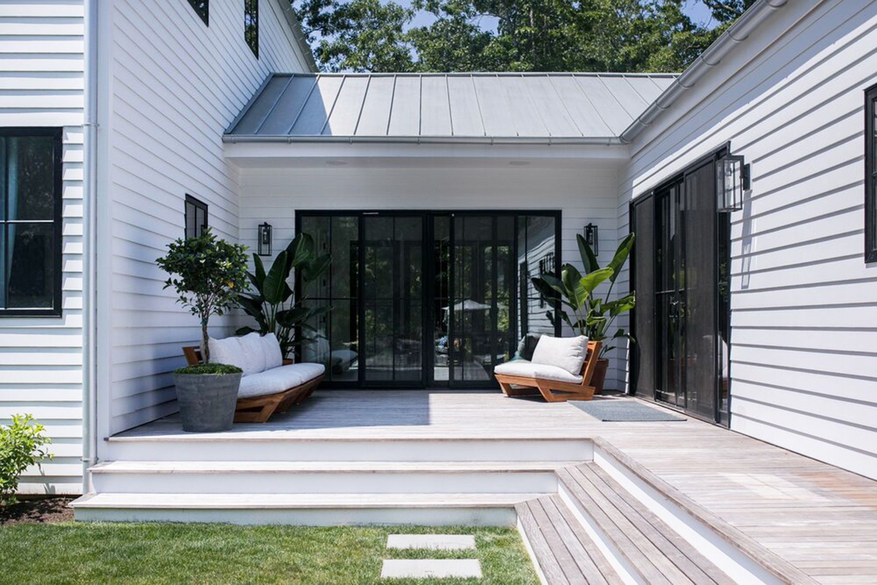 Northwest Harbor Residence